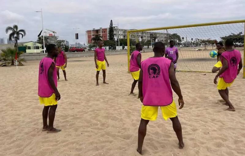 Angola vence Ilhas Maurícias por 4-0 na 1.ª mão do apuramento para o CAN de futebol de praia