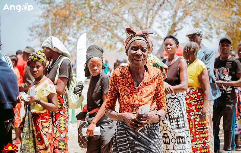 Comunidades da Caíla e Kamphanda recebem pagamentos do Kwenda