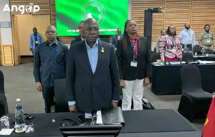 Téte António participa em reflexão sobre futuro da SADC