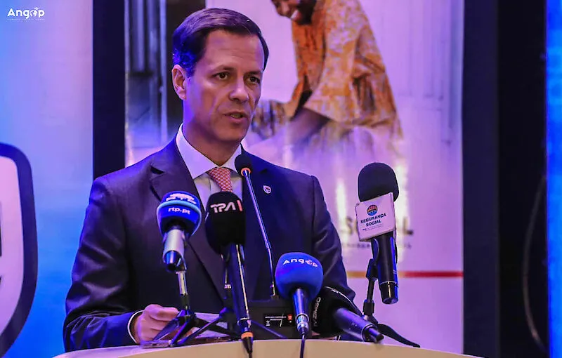 Standard Bank Angola lança OPV de 34% e diz querer abrir capital a mais investidores nacionais