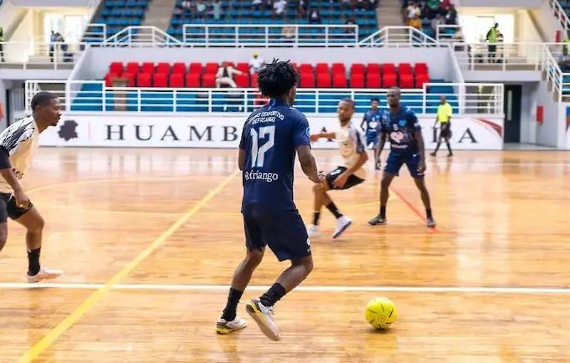 Futsal: Estrelas da Luz do Lobito assume liderança da série A do nacional