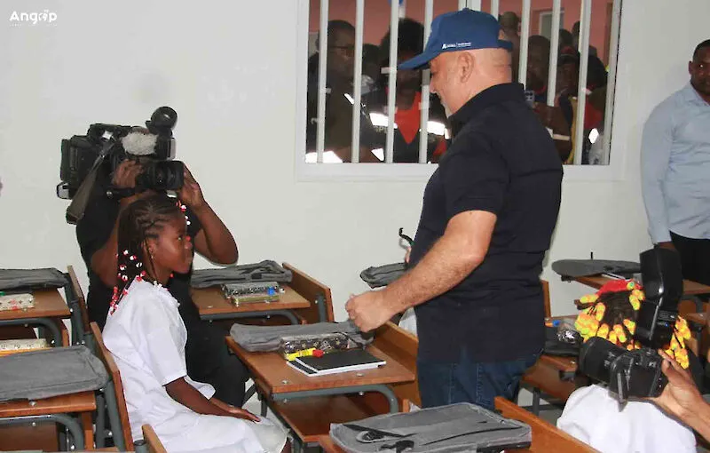 Mulenvos ganha escola de dez salas de aulas