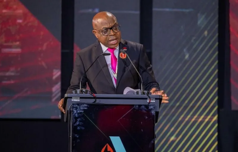 Angola projecta investimento acima de USD 70 mil milhões no sector petrolífero