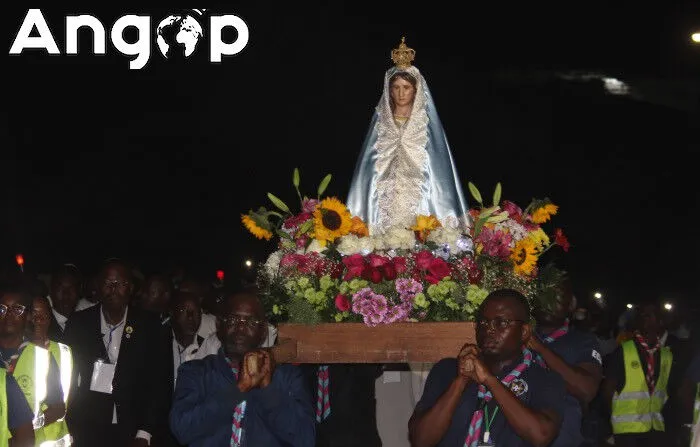 Muxima/2026: Peregrinos recebem imagem da Mamã Muxima
