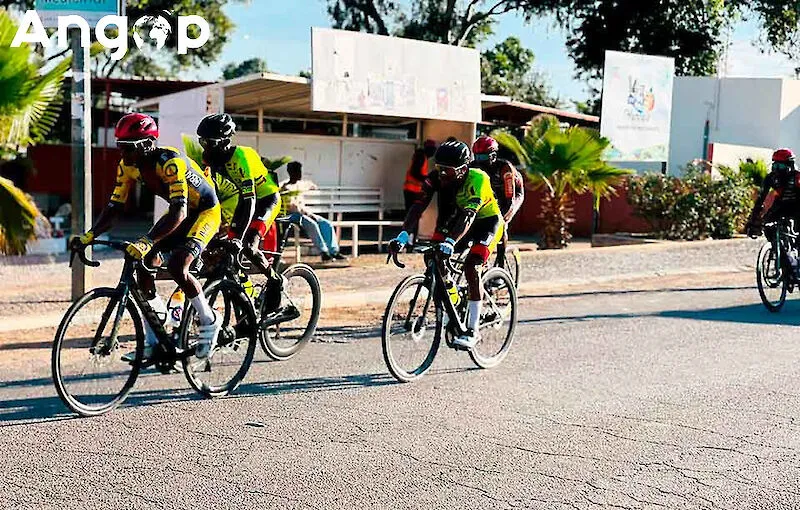 Interclube domina 5.ª etapa da Volta a Angola em bicicleta, entre Bibala e Lubango, com 140 ciclistas e prova de 500 milhões Kz