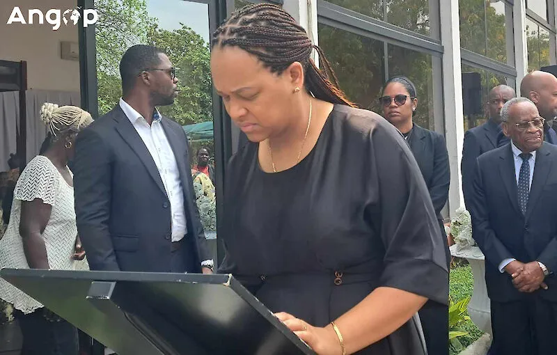 Vice-presidente do MPLA homenagia Maria Eugénia da Cruz