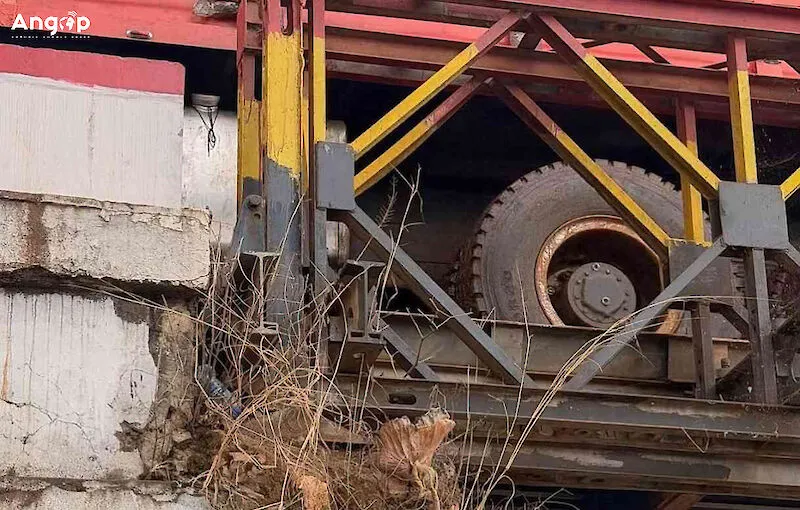 Administração municipal interdita circulação de veículos na ponte sobre o rio Luau