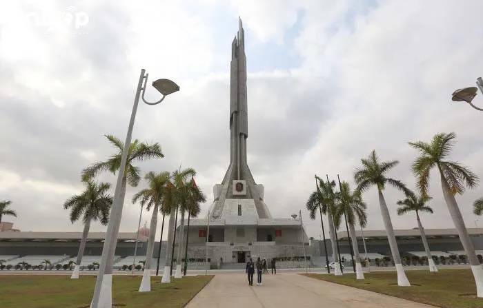 Presidente da Namíbia rende homenagem a Agostinho Neto