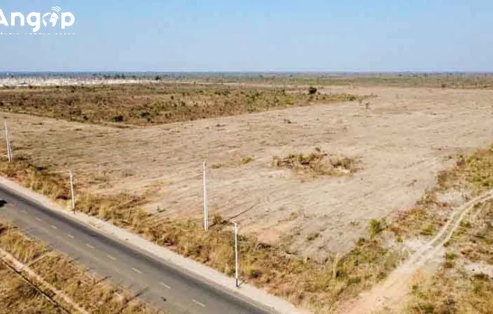 Administração distribui 250 lotes para auto-construção dirigida no Luena