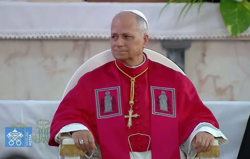 Vaticano destaca serenidade do Papa ao anunciar cirurgia