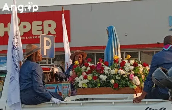 Réplica da Mamã Muxima percorre paróquias de Luanda e Icolo e Bengo
