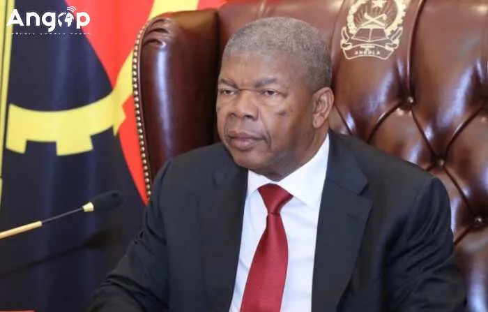 João Lourenço felicita homólogo indonésio pelo Dia da Independência