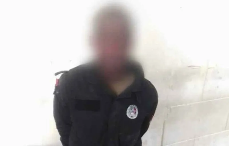 Polícia detém nacional por uso indevido de casaco da corporação na Huíla
