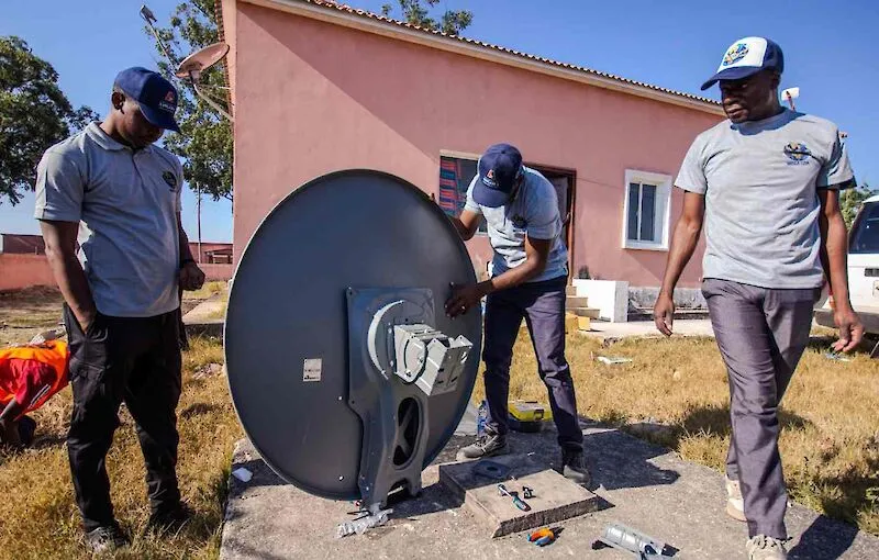Técnicos angolanos asseguram migração de estação do ANGOSAT-2 no Moxico