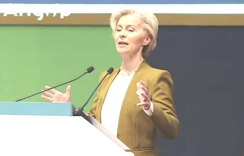 Von der Leyen defende UE soberana numa era complexa de grandes perigos