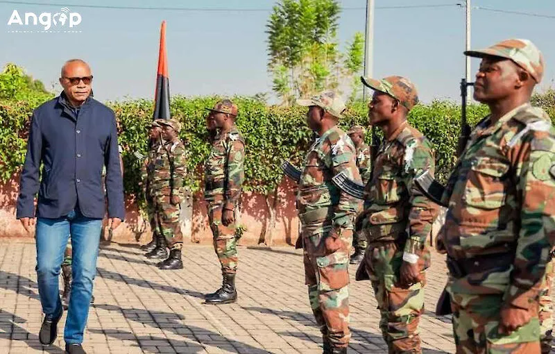 Ministro visita Brigada de Forças Especiais