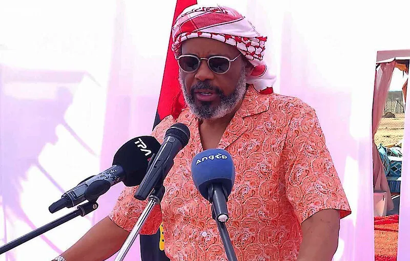 Projecto de criação de Camelos entregue oficialmente ao Governo do Namibe