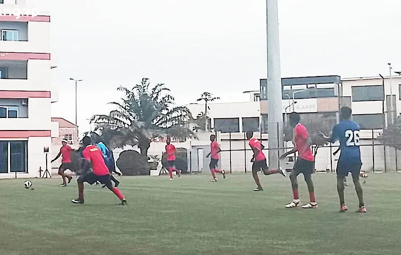 Futebol: Selecção Sub-20 empata com FC de Luanda
