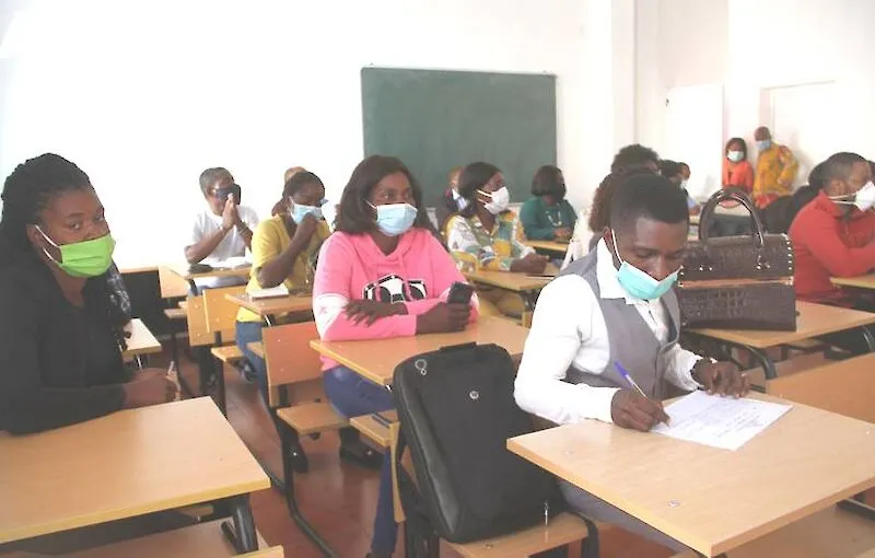 Namibe alfabetiza mais de 22 mil cidadãos em dois anos lectivos