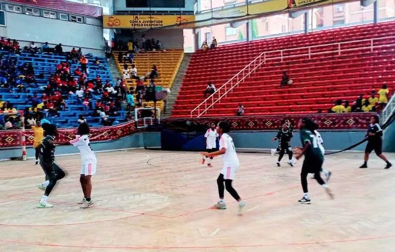 Mora vence Borges no Nacional Juvenil de Andebol Feminino