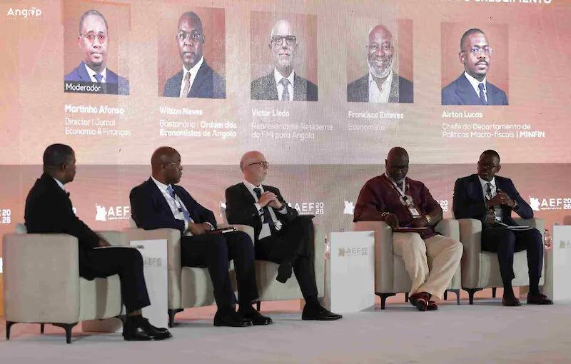 Economistas defendem reformas estruturais para crescimento de Angola