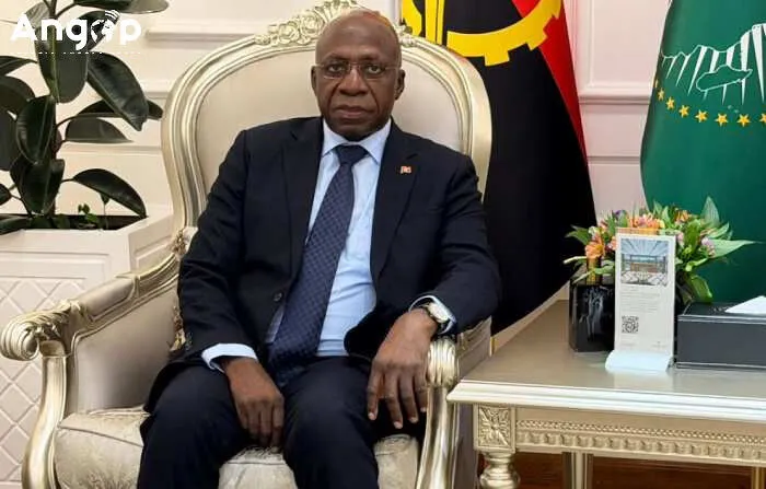 Téte António participa na reunião do Conselho de Ministros da SADC