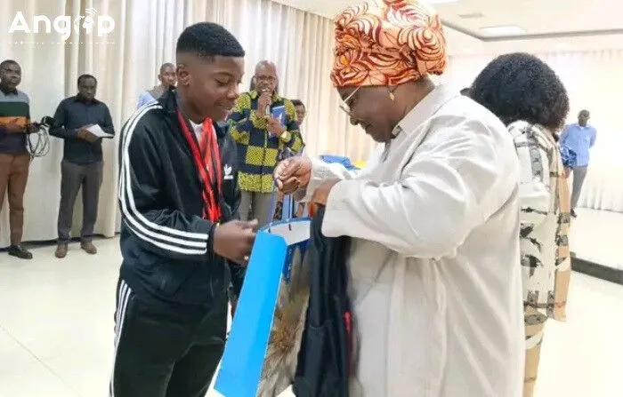 Governadora de Cabinda destaca desporto escolar na inclusão social