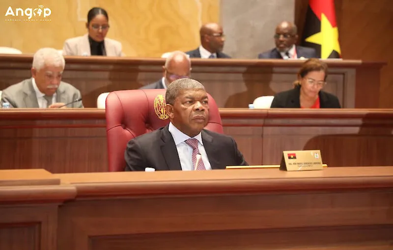 Bureau Político do MPLA analisa vida interna do partido