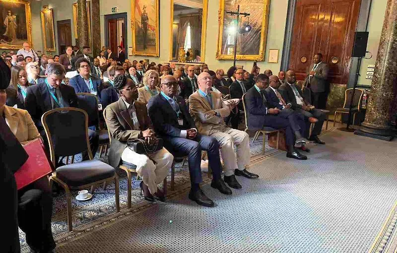 Angola e Reino Unido afinam mecanismos para atracção de investimentos