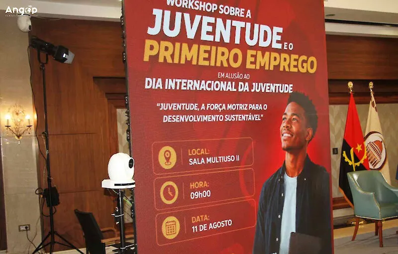 Workshop sobre Juventude e o Primeiro Emprego domina noticiário