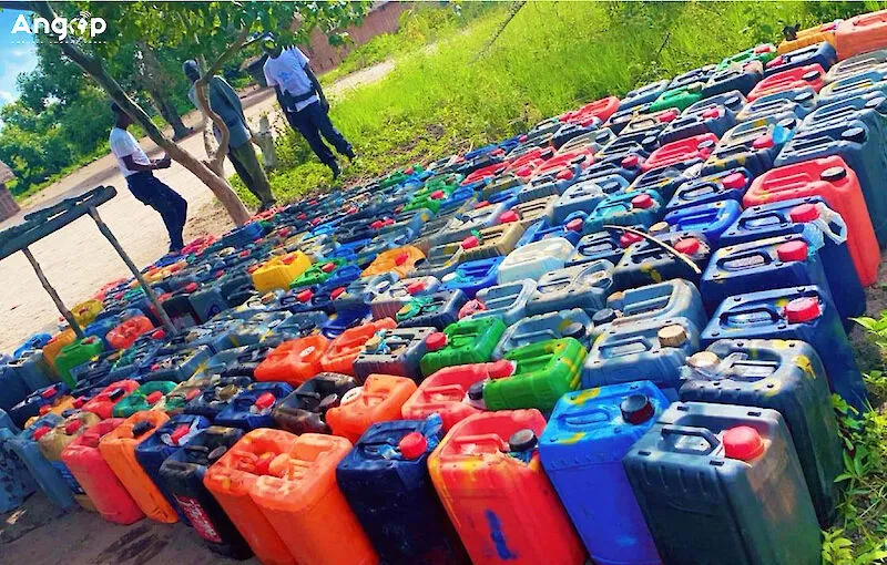 Polícia apreende mais de mil litros de gasolina na Cacula