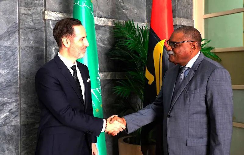 Domingos Vieira Lopes recebe Cartas Figuradas de Philippe Strub, novo embaixador designado da Suíça em Angola