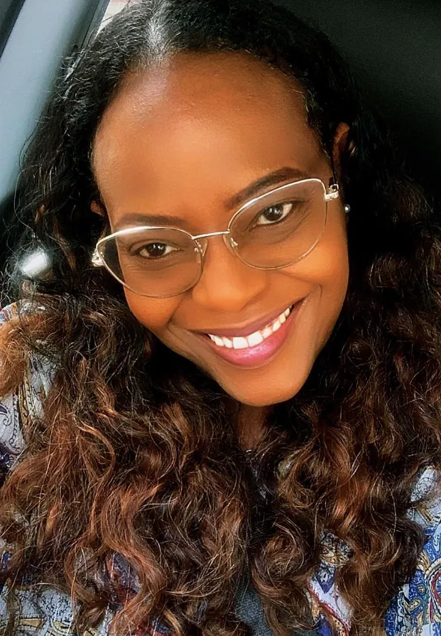 Eduína Semedo pede reconhecimento após 44 anos dedicados à música: “Que não seja tarde demais”