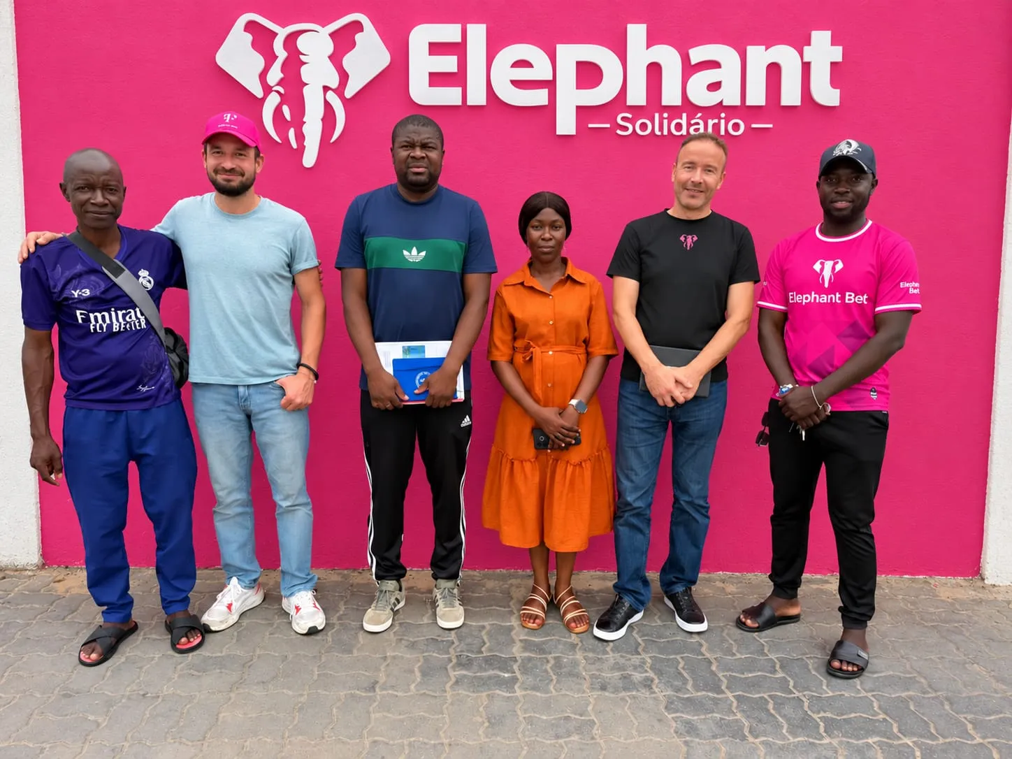 Elephant Bet reforça o compromisso com o desenvolvimento do desporto e das comunidades no Soyo