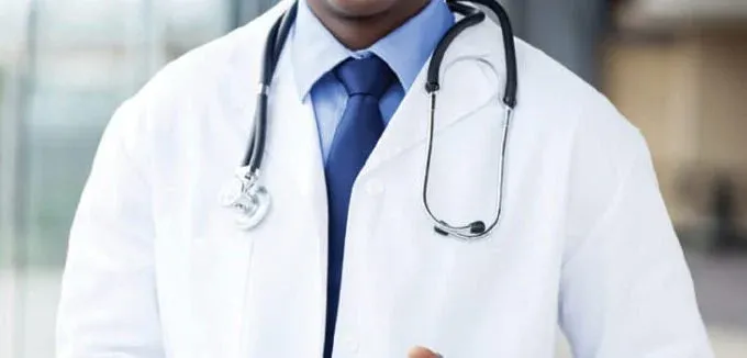 Médicos queixam-se do excesso de trabalho e sugerem contratação de mais profissionais da área