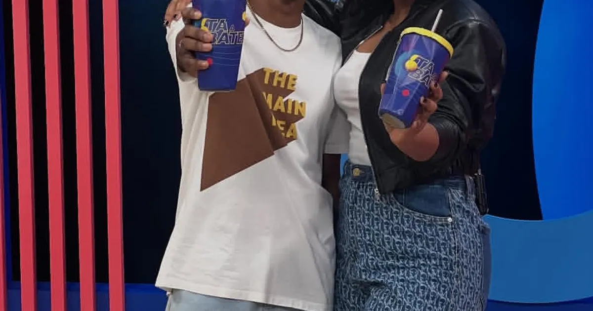 Leonel Pedro e Carine Carneiro assumem o “Tá a Bater” enquanto o ZAP Viva reforça a grelha com novas temporadas e programas diários