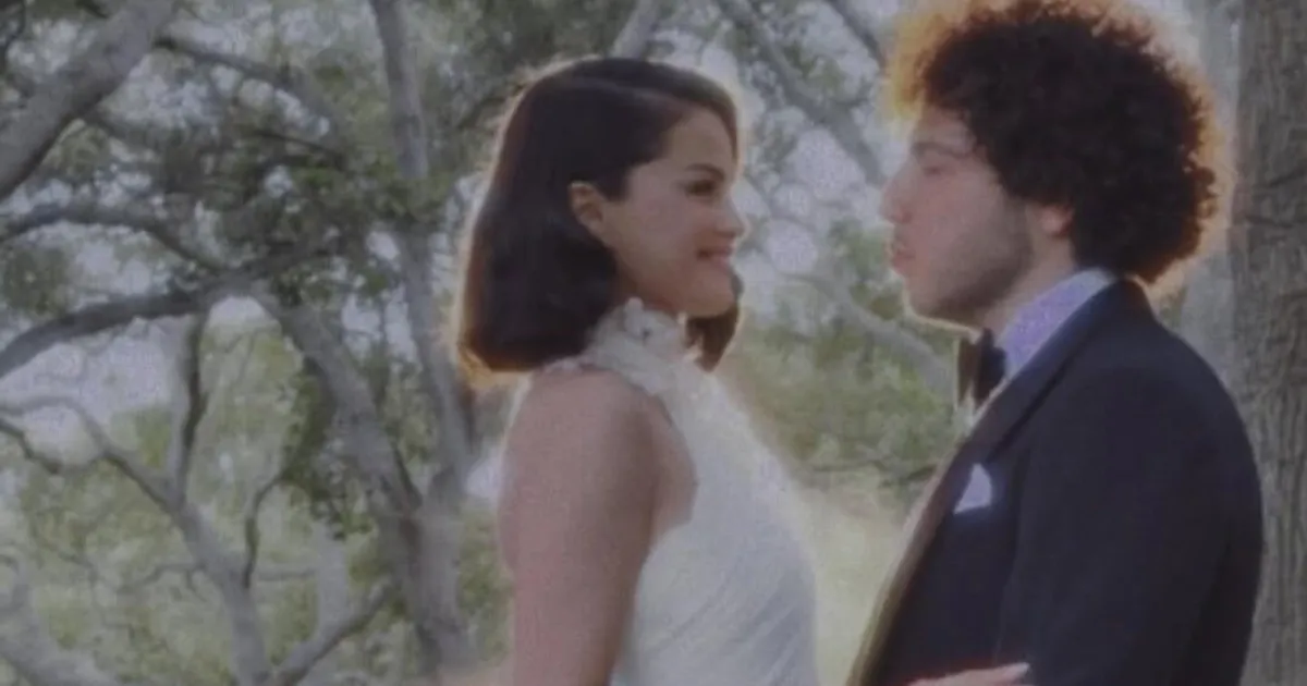 Selena Gomez e Benny Blanco oficialmente casados