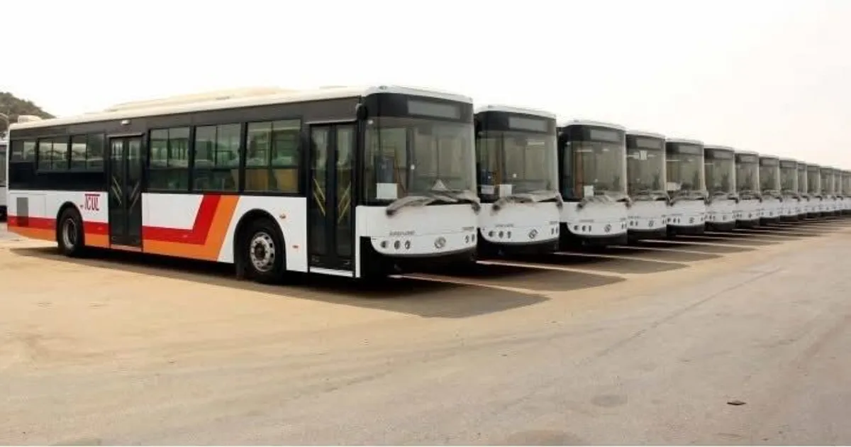 Autocarros da TCUL e MACON retomam ao serviço em Luanda a partir desta quarta-feira