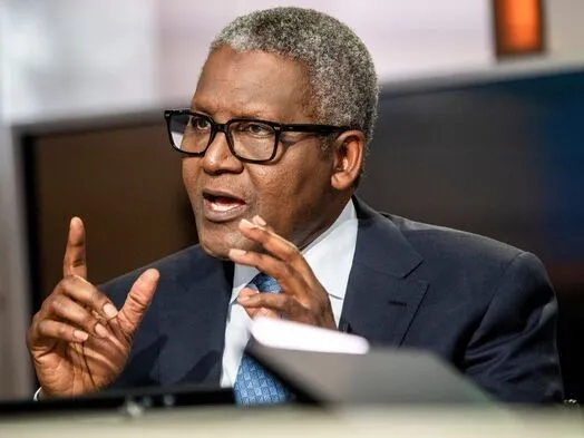 Aliko Dangote critica exigência de visto em África e cita Angola como exemplo