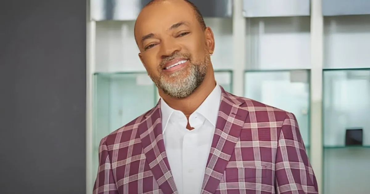 Kayaya Júnior fala sobre a falta de valorização dos artistas em Angola: “Só são lembrados quando há um interesse”