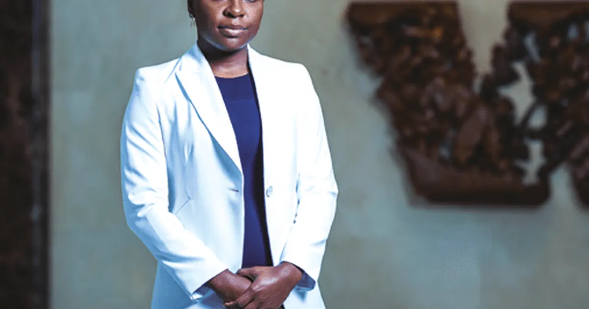 Vera Daves distinguida com o prémio “Figura de Impacto” no Angola International Executive Finance Summit