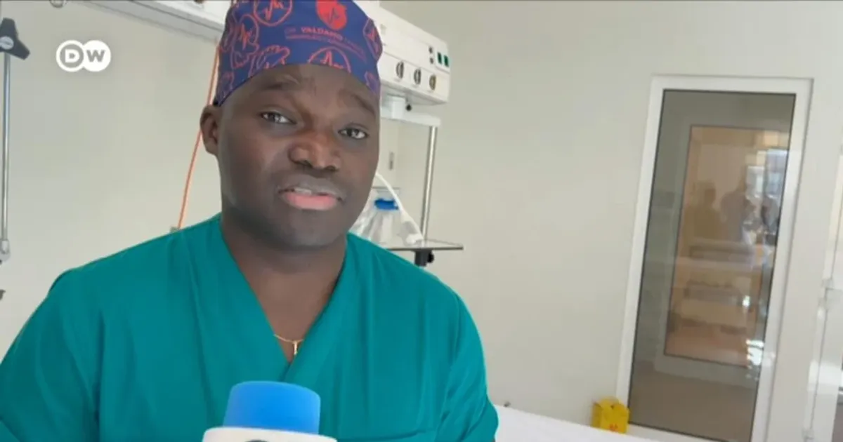 Especialista angolano Valdano Manuel participa no Europe-Africa Health Summit em Paris