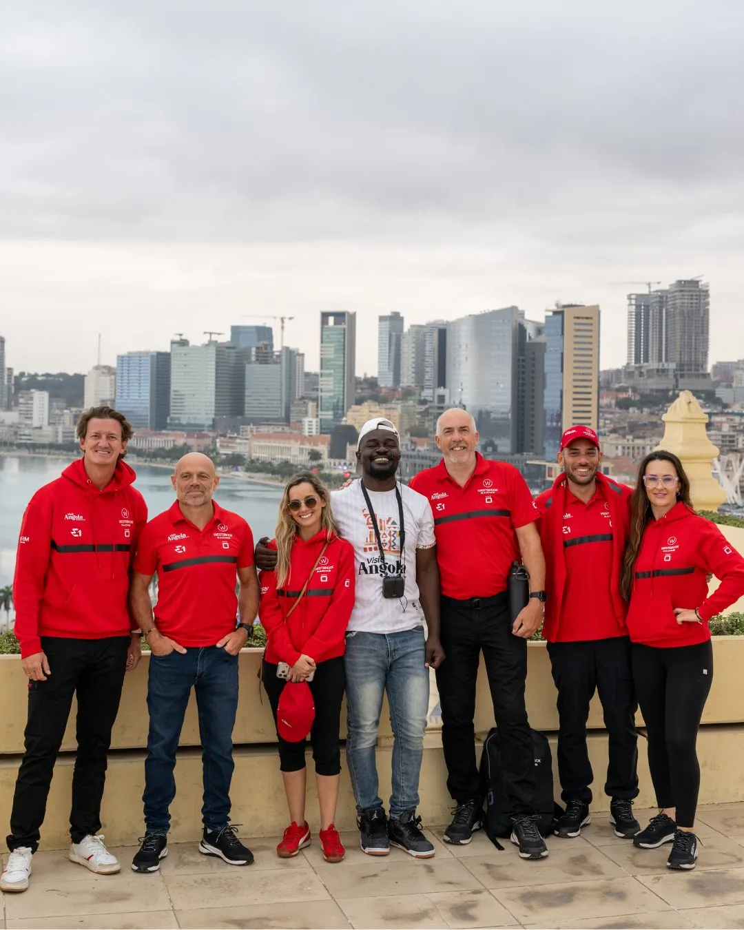 Conheça os integrantes da Westbrook Racing by Visit Angola que competem hoje no E1 GP Luanda