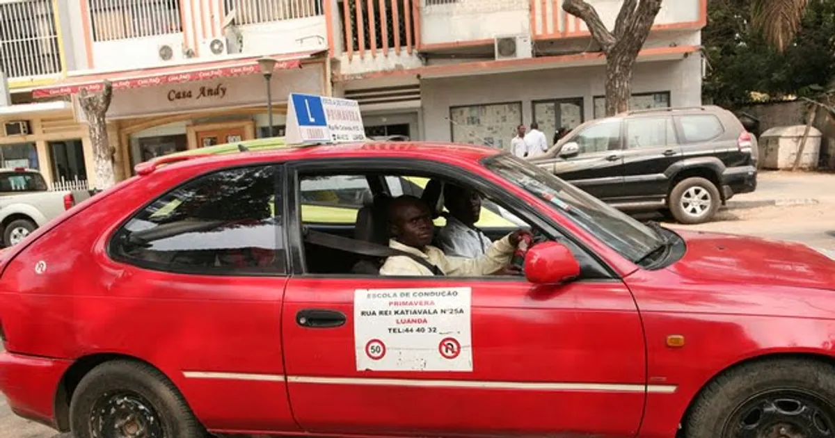 Escolas de condução em risco de serem fechadas