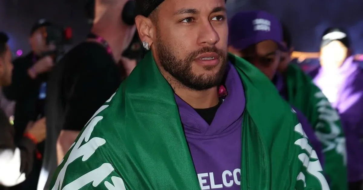 “Não é à toa que estou há 15 anos no auge, a jogar em grandes equipas”, afirma Neymar Jr