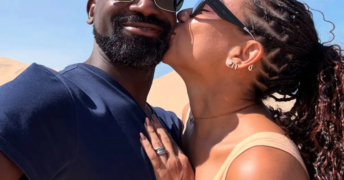 Rose Palhares diz “sim” ao pedido de casamento surpresa