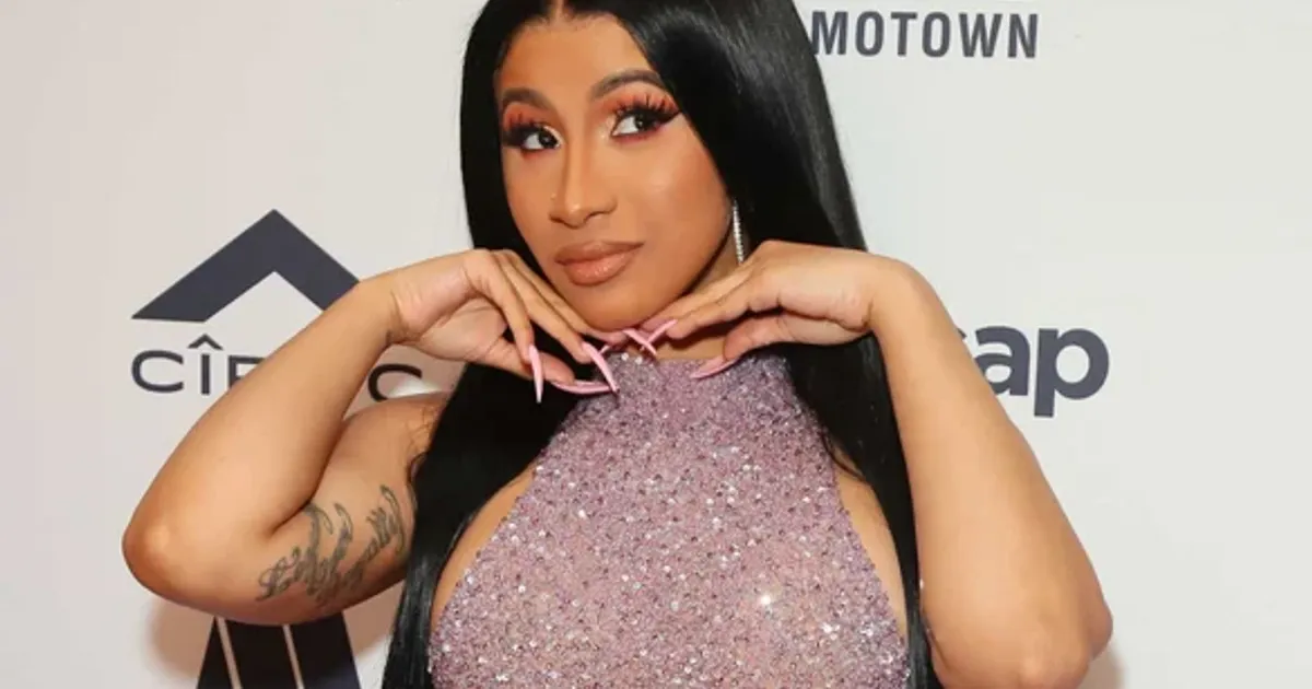 Cardi B conquista certificado de platina em menos de 24 horas com novo álbum “Am I The Drama?”