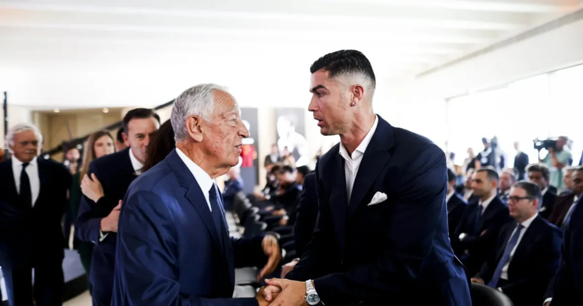 Portugal une-se em homenagem a Diogo Jota, André Silva e Jorge Costa