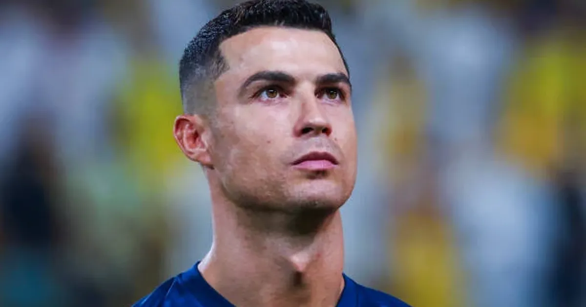 Cristiano Ronaldo recebe “Globo Prestígio” e declara: “Se pudesse, jogava só por Portugal, não por clubes”