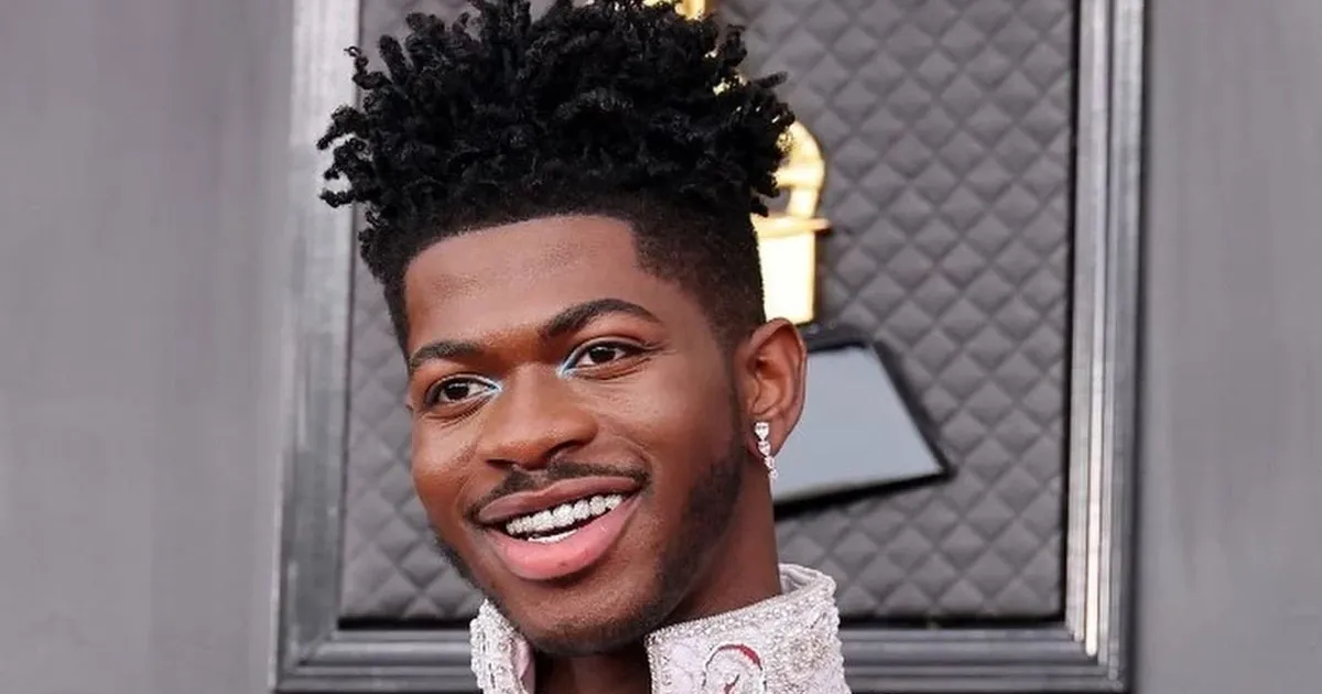Lil Nas X hospitalizado por overdose